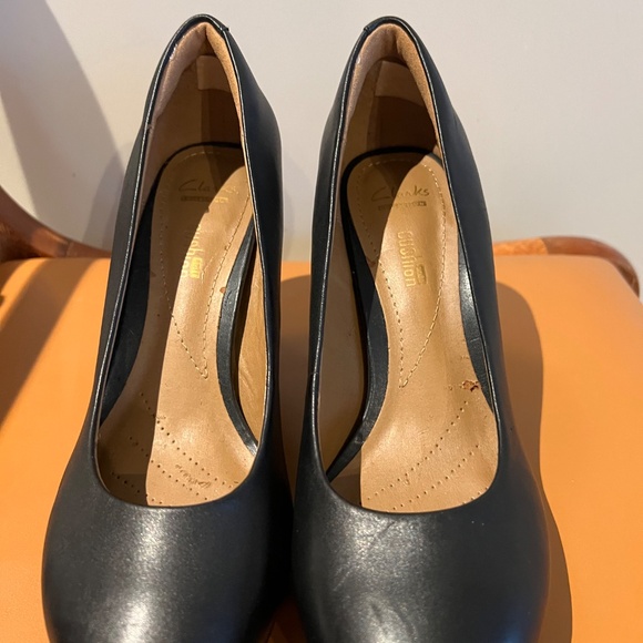 Clark’s Leather High Heels - Picture 2 of 4